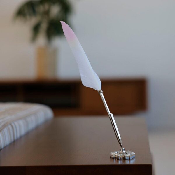 Granblue Fantasy Fest 2020 Feather Pen (with Pedestal)